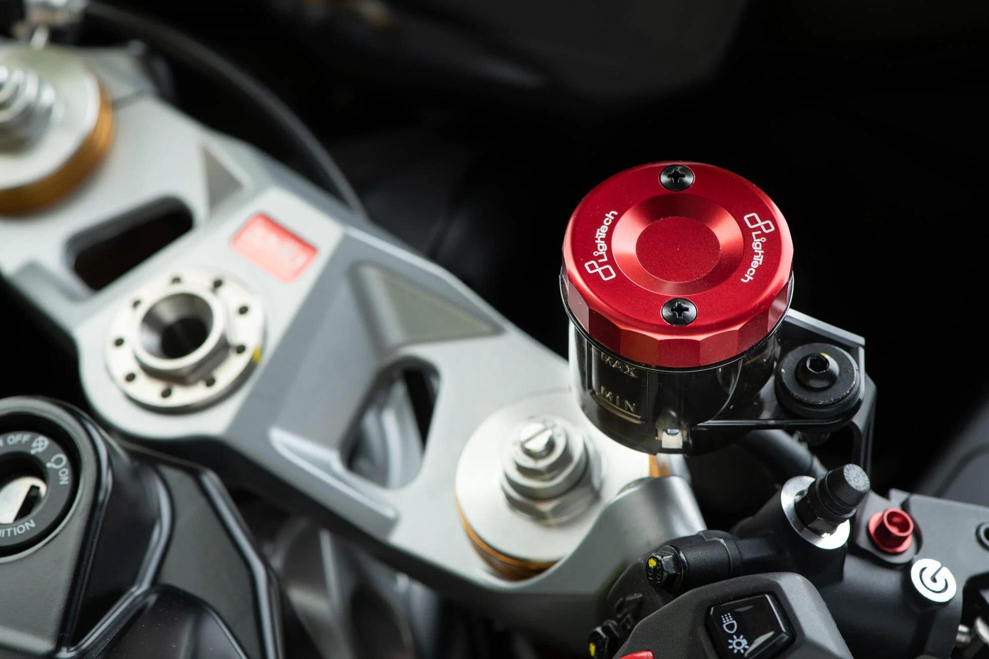 Ausgleichsbehälter-Deckel Vorne LighTech Ducati Panigale V2 955 (20-24) FBC04 - Image 14