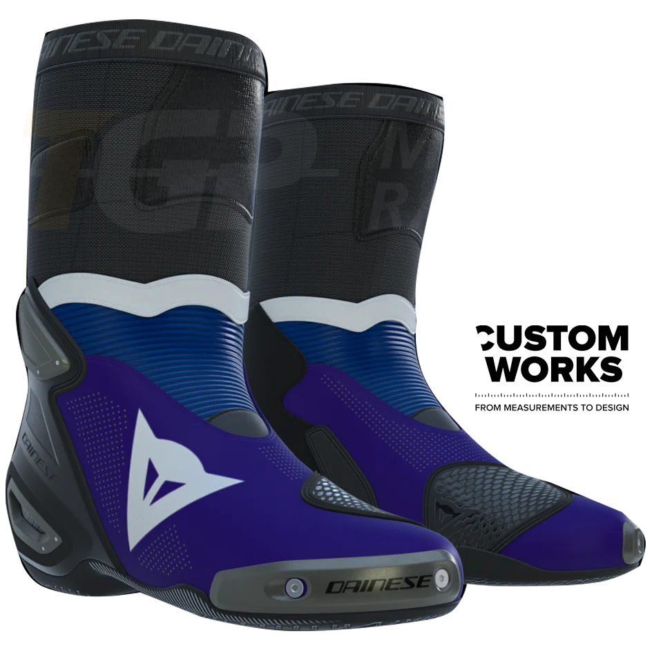 Dainese Axial 2 Air Racing und Straßen Motorradstiefel Prima Pramac Yamaha MotoGP Replica | Herren | Lila / Yamaha Blau / Weiß | Custom Works