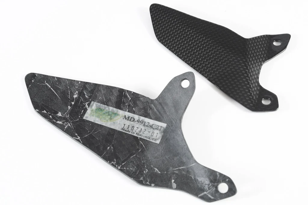 Fersenschutz Carbon Fullsix Ducati Panigale 1199/R/S (12-17) - Image 5