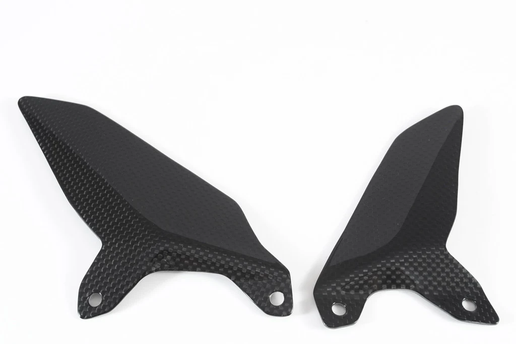 Fersenschutz Carbon Fullsix Ducati Panigale 1299/S (15-18) - Image 2