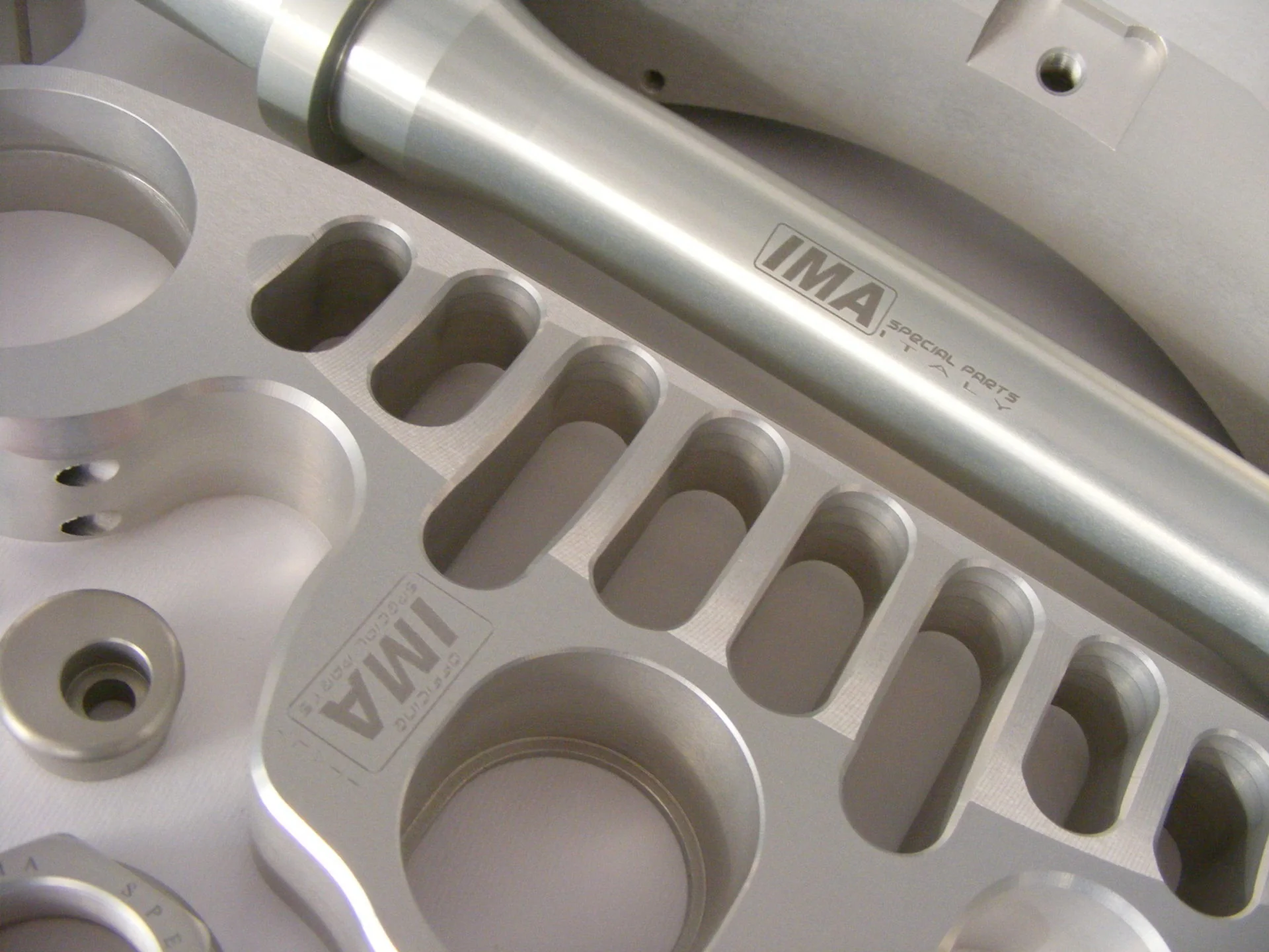 Ima Special Parts Racing Gabelbrücke Ducati Panigale V4 (18-24) - Image 5