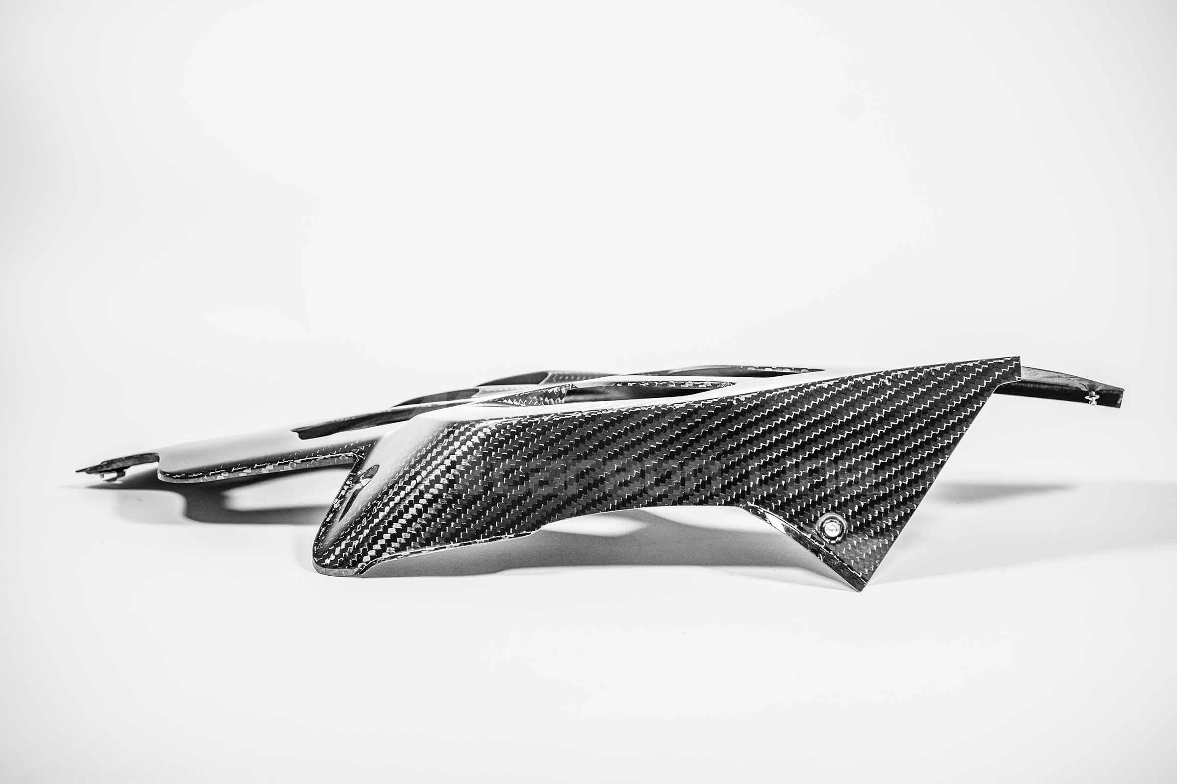 SBK Seitenteil links 400g AP Carbon Line Ducati Panigale V4/S/R (22-24) - Image 5