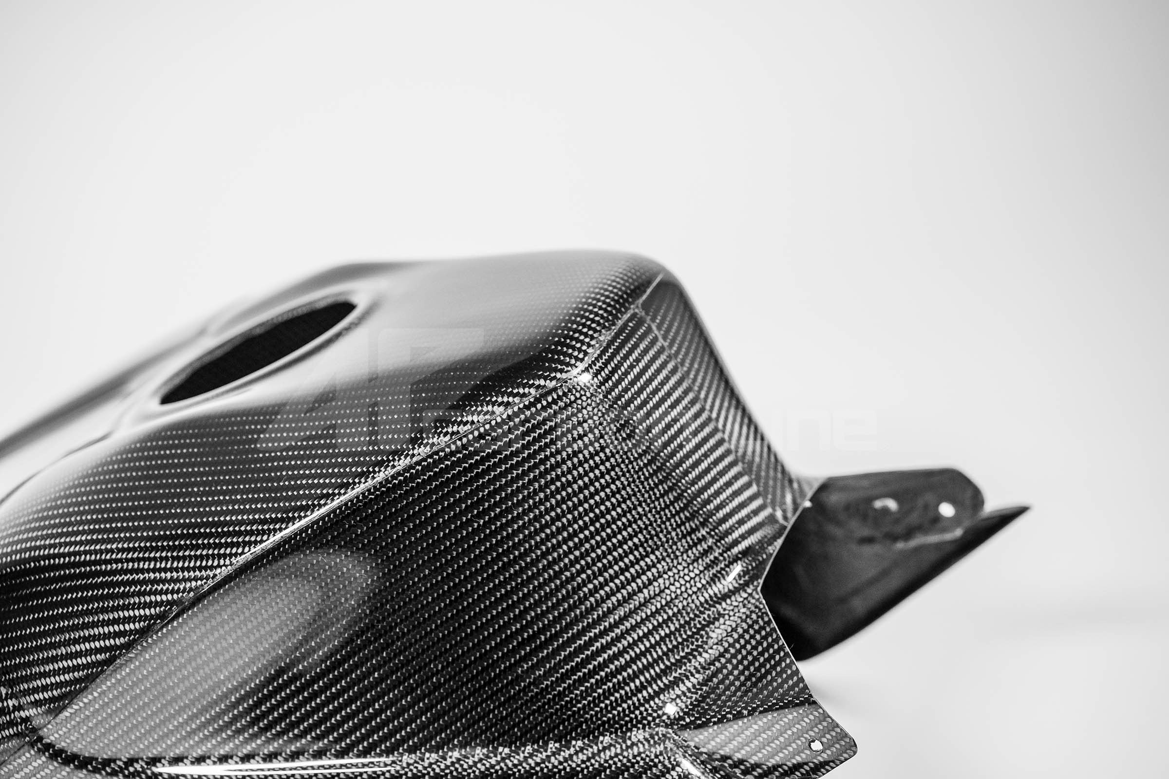 SBK Tankabdeckung 200g AP Carbon Line Honda CBR 1000 RR-R SC82 (20-23) - Image 4