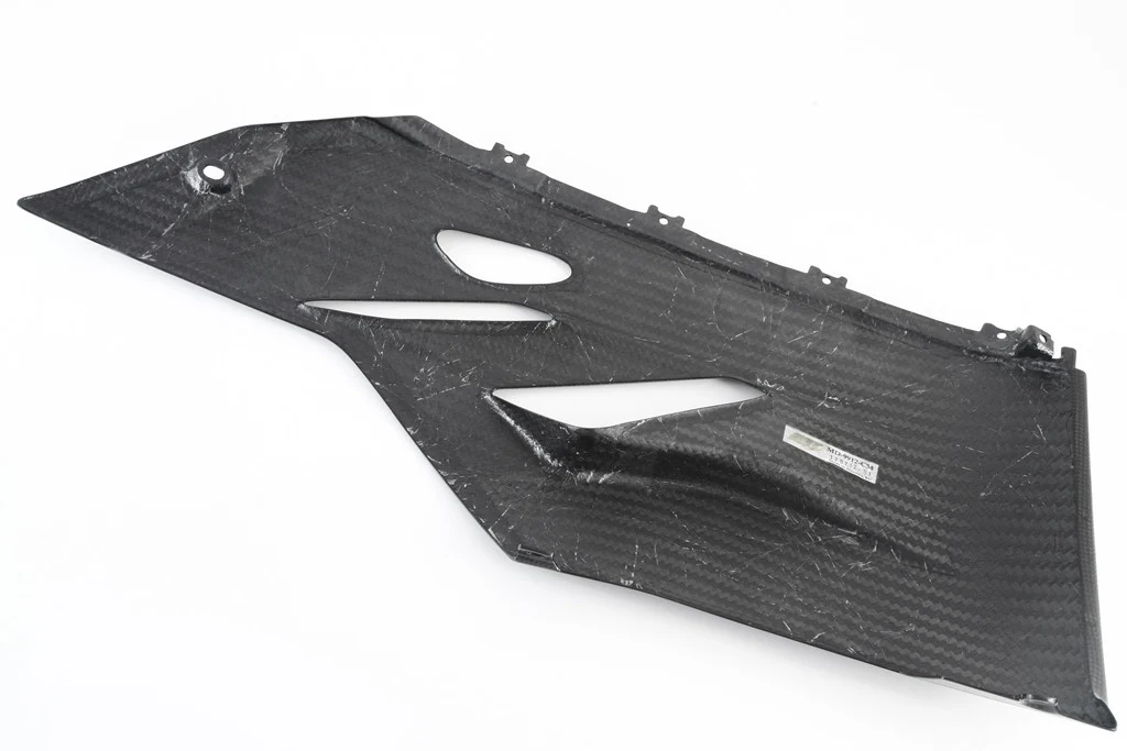 Seitenteil links unten Carbon Fullsix Ducati Panigale 1299/S (15-18) - Image 4